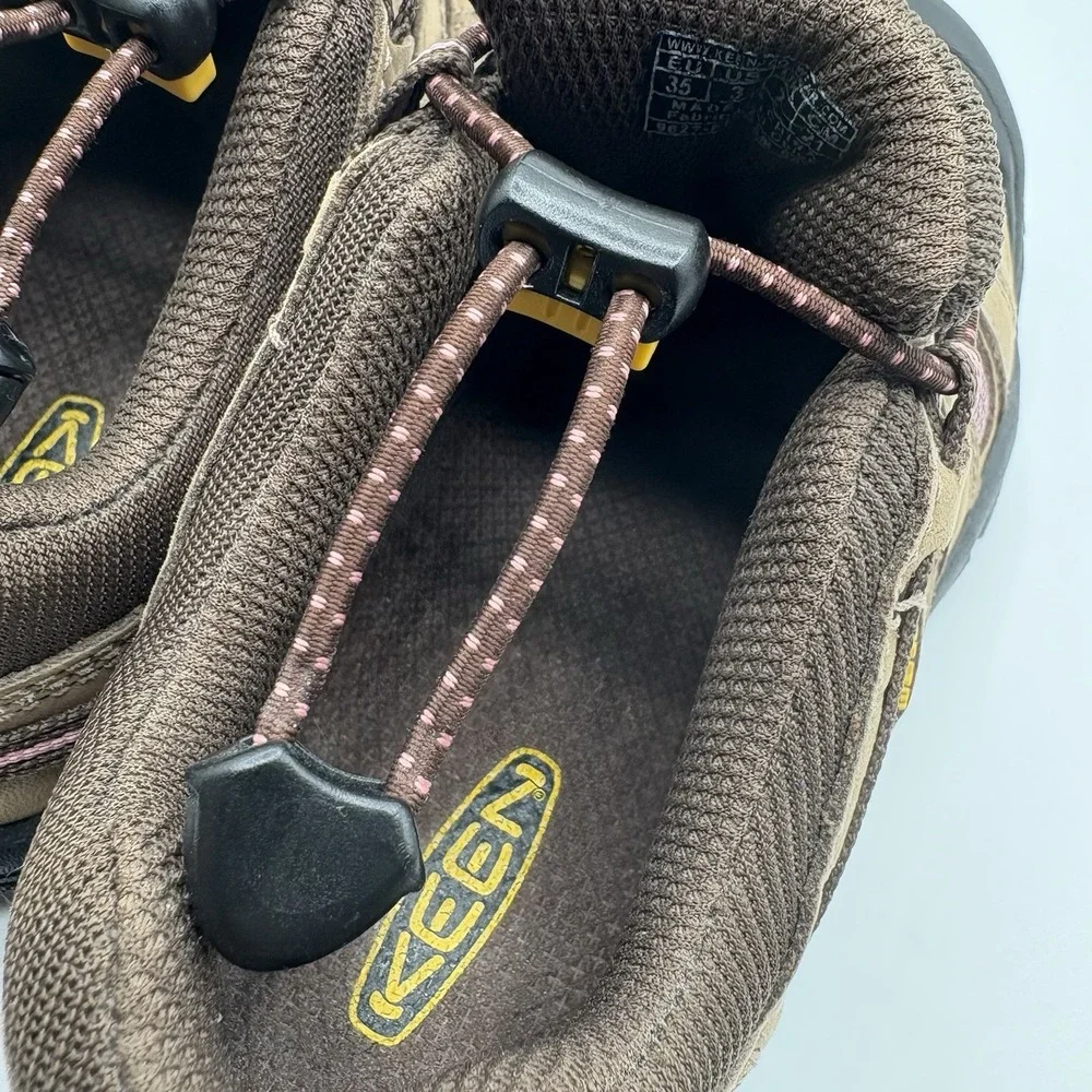 KEEN Hiking‎ Shoes Big Kid Size 3 Brown Pink Waterproof Outdoor Shoe